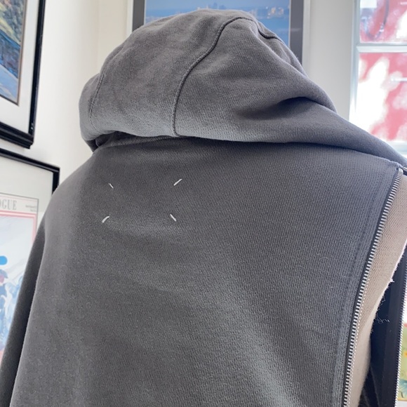 Margiela Multi-wear Hoodie - Picture 9 of 11